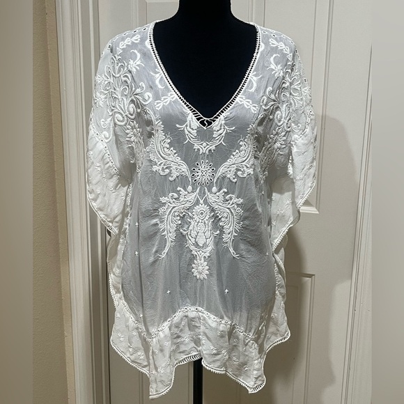 JOHNNY WAS WHITE EMBROIDERED CUT OUT CAFTAN STYLE TOP, SIZE S - Picture 3 of 9